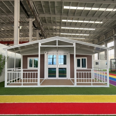 Casa in container di lusso con doppio ala espandibile con tetto extra e veranda